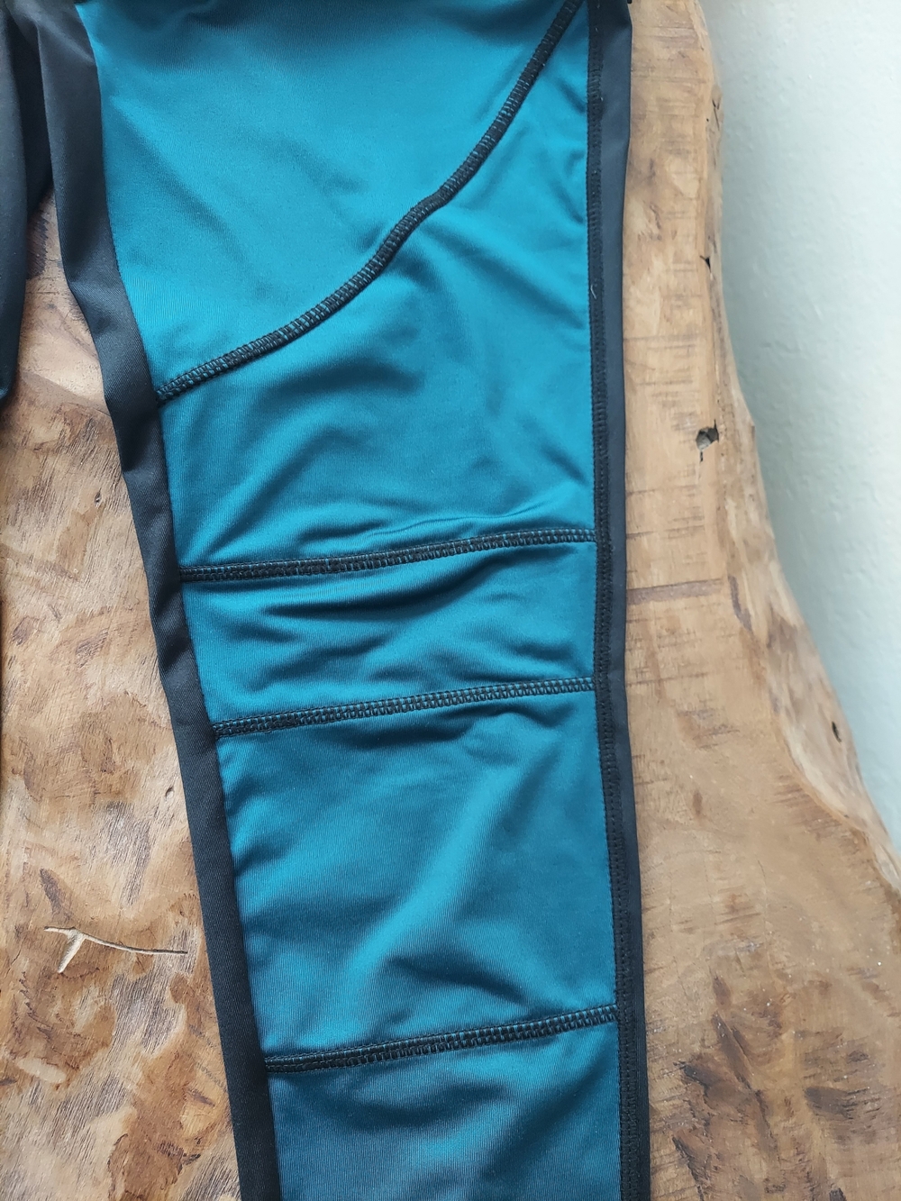 Mid Rise Leggings - Picture 3 of 6